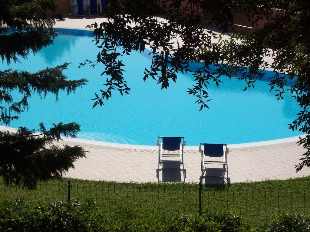 Residence Portorotondo Tre ปอร์โตโรตอนโด ภายนอก รูปภาพ